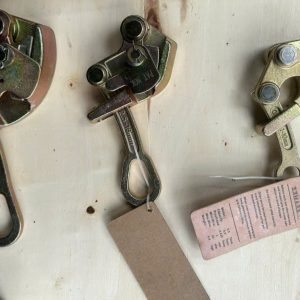 cóc kẹp cáp